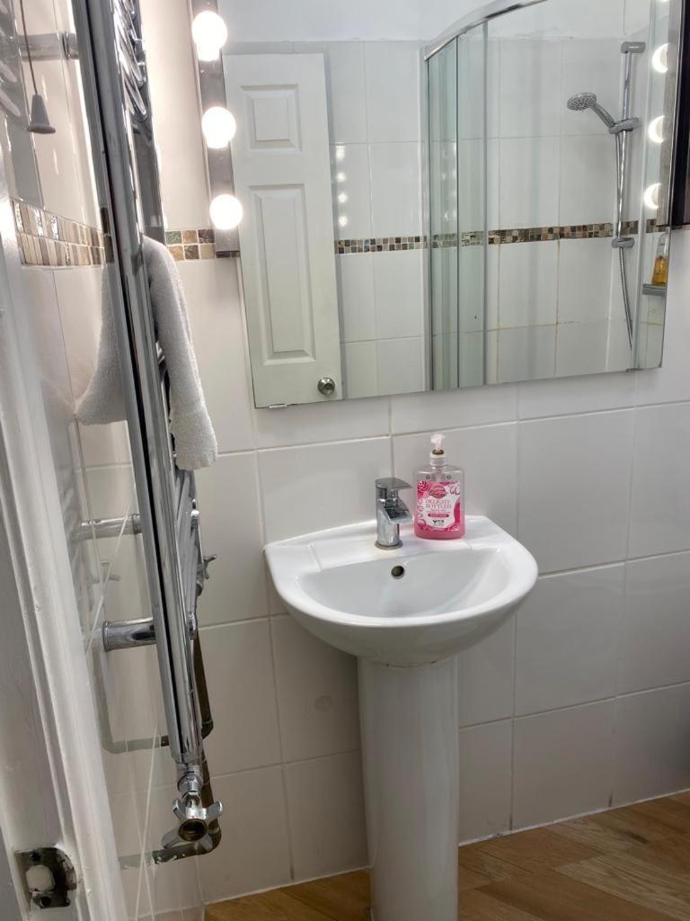 Appartamento Aldgate Flats Londra Esterno foto