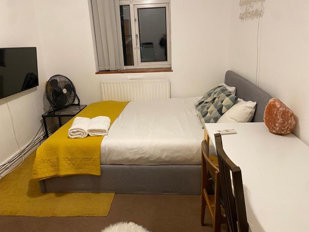 Appartamento Aldgate Flats Londra Esterno foto